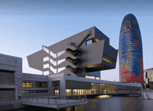 Chile proyecta su diseño político en Barcelona