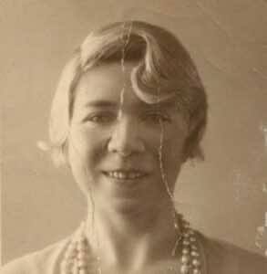 Alfonsina Storni: la loba que le habló al abismo