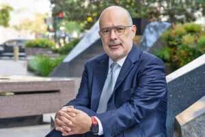 Rodrigo Valdés, el chileno que rompe moldes al frente de las finanzas públicas del FMI