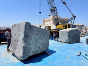 Bloques de piedra del faro de Alejandría, Egipto