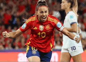 España se mete en semifinales con autoridad tras vencer 2-0 a Suiza