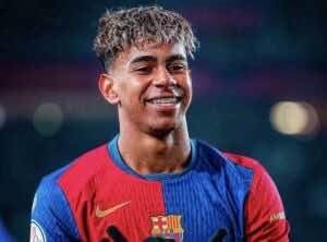 Lamine Yamal renueva con el Barça hasta 2031