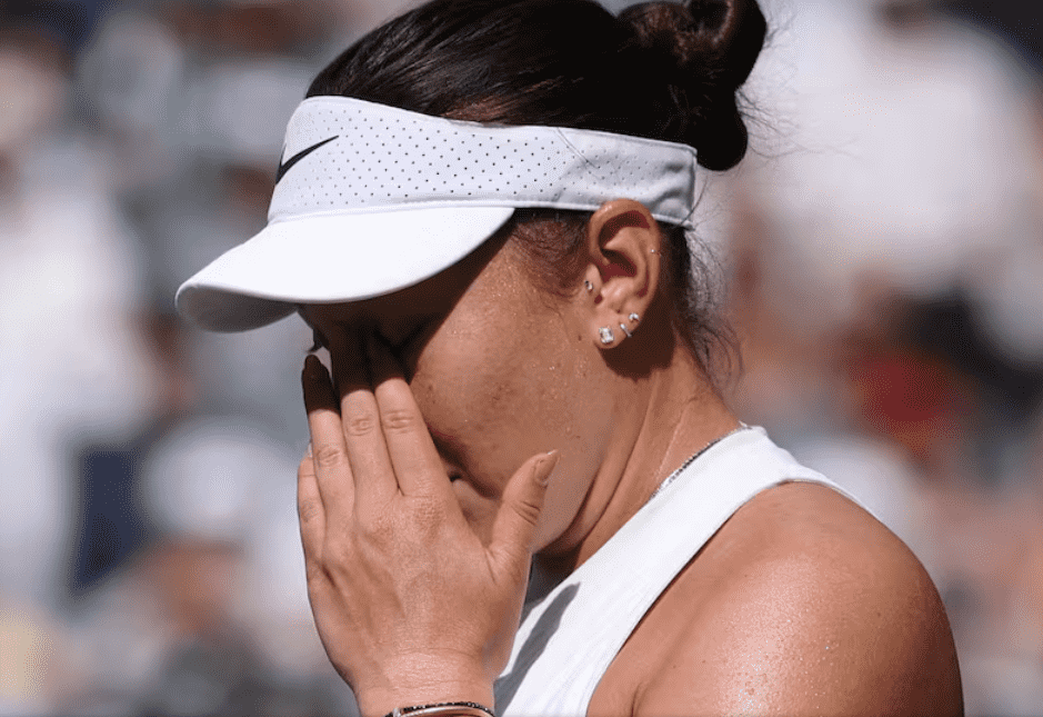 El calvario de Anisimova en la final de Wimbledon: derrota por 6-0 y 6-0 ante Świątek y se retira inmediatamente de la pista.