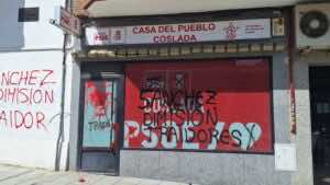 180 ataques a sedes del PSOE en menos de dos años: ¿se normaliza la violencia política en España?