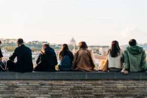 El 33% de los jóvenes españoles quiere eliminar todos los impuestos