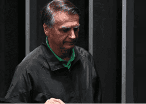 Brasil: Bolsonaro confinado por orden del Supremo