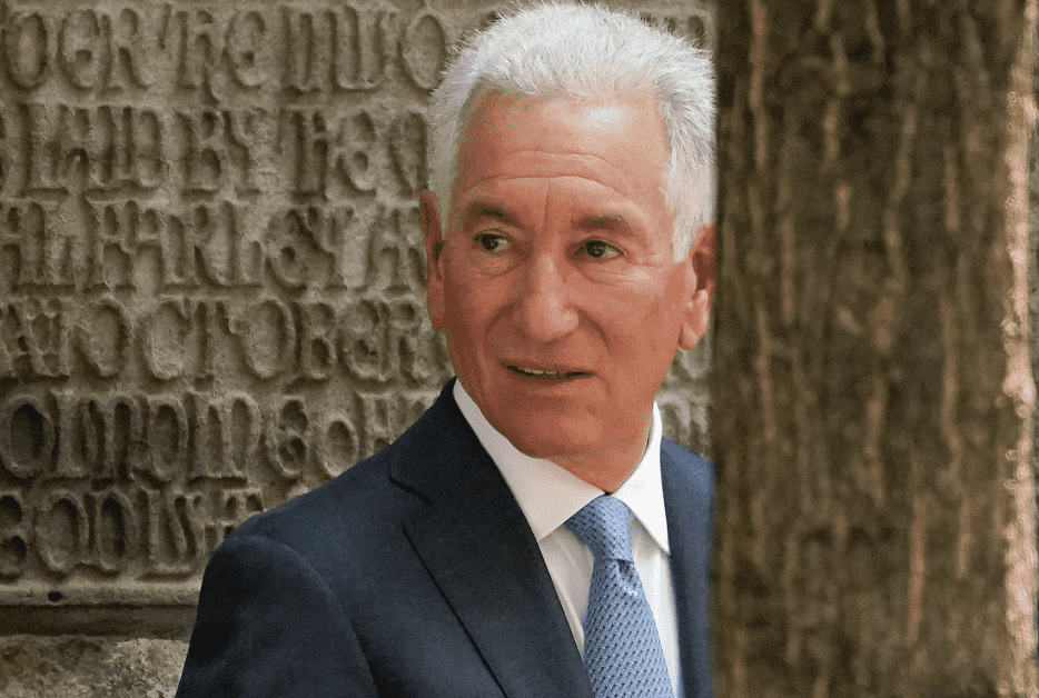 Charles Kushner, embajador estadounidense en Francia.