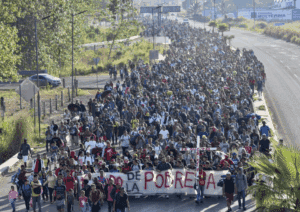 Tapachula rompe el silencio: miles de migrantes retoman el camino hacia EE.UU.