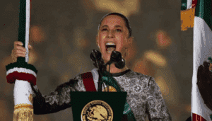 Un Grito con voz de mujer: Sheinbaum dedica la ceremonia a migrantes y heroínas