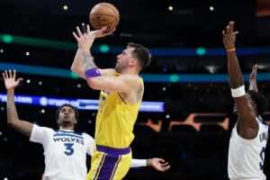 Luka Dončić rompe récords: dos partidos seguidos con más de 40 puntos y un inicio de temporada de leyenda