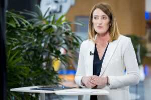 Metsola califica la integración de España en la UE como «la historia de un gran éxito»