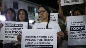 Venezolanos piden pruebas de vida de sus familiares, prisioneros políticos del régimen