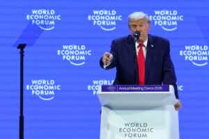 Trump reabre la guerra comercial en Davos: cinco claves de un foro marcado por la confrontación transatlántica