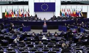 El Parlamento Europeo congela el pacto comercial con Estados Unidos tras las amenazas de Trump