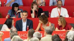 El PSOE cierra filas con Sánchez, que descarta elecciones antes de 2027