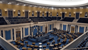 El Senado de EE.UU. aprueba una resolución simbólica para retirar las fuerzas desplegadas frente a Irán