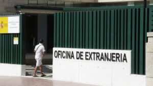 El Supremo prohíbe anular visados solo por antecedentes penales