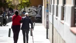 España necesitará 261.000 cuidadores más antes de 2030