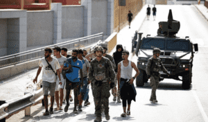 Grupos de WhatsApp organizan palizas a migrantes en los barrios de Ceuta
