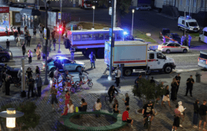 Tres muertos y 21 heridos tras la explosión de una bomba junto a un restaurante en el centro de Moscú