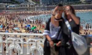 España se encamina a superar los 100 millones de turistas