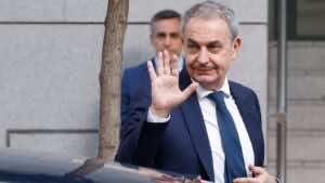 El juez da tres días a Zapatero para documentar el origen de sus joyas