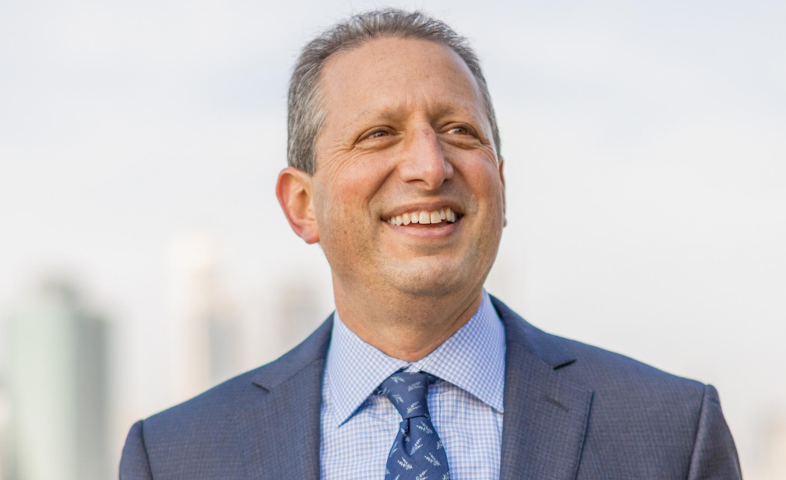 Brad Lander, candidato demócrata al Congreso estadounidense por Nueva York.